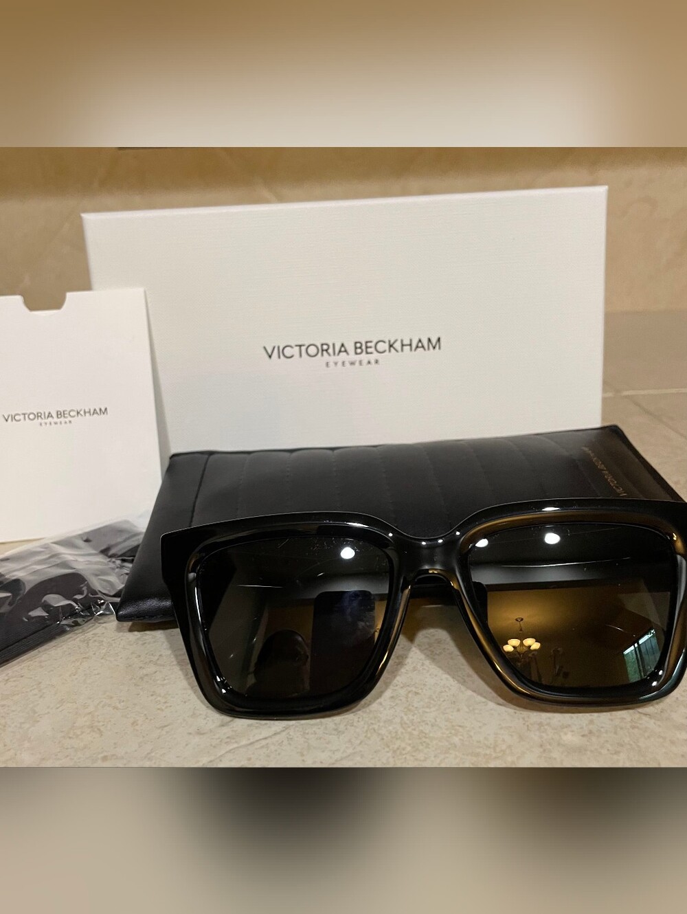 Victoria Beckham Sunglasses - Picture 2 of 4
